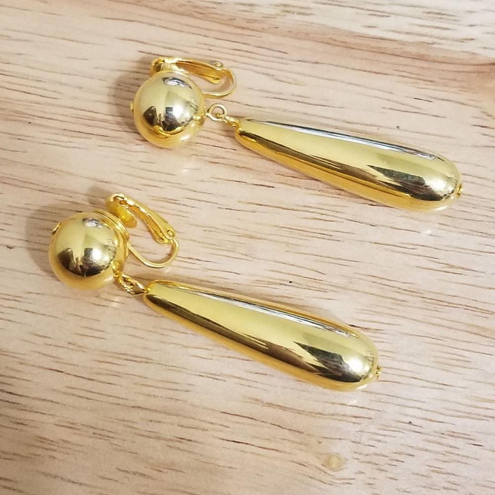 Avon Vintage 90s Gold Tone Dangle Clip Earrings